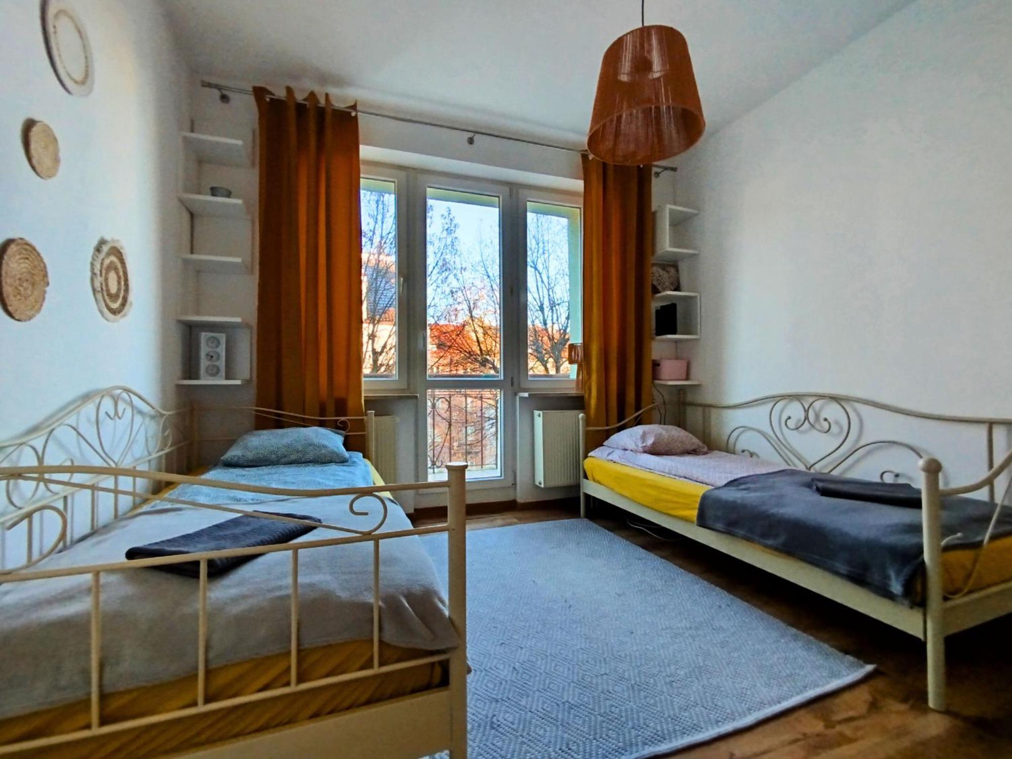 Apartament Z Ogrodem W Sercu Torunia Exteriör bild