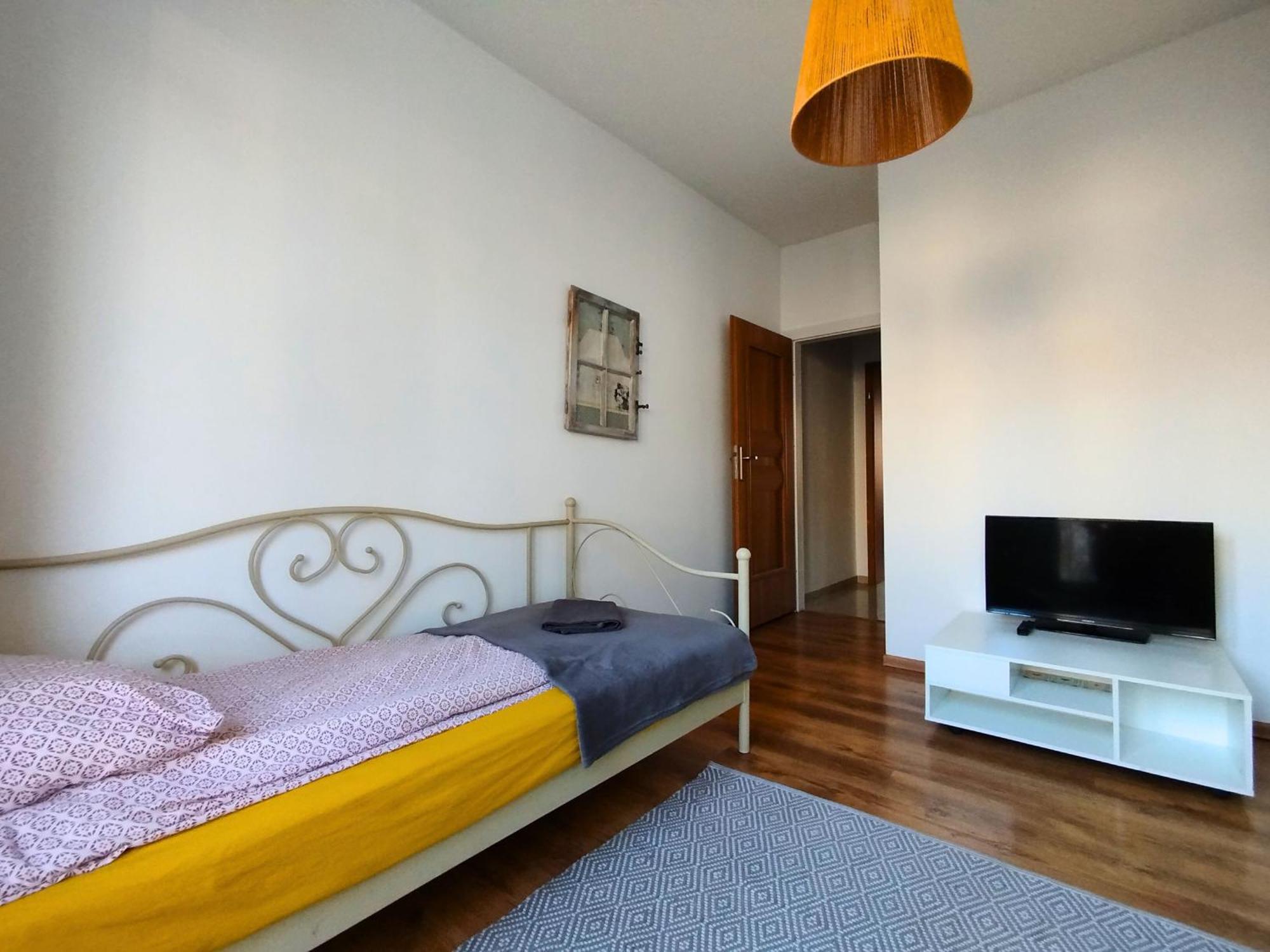 Apartament Z Ogrodem W Sercu Torunia Exteriör bild