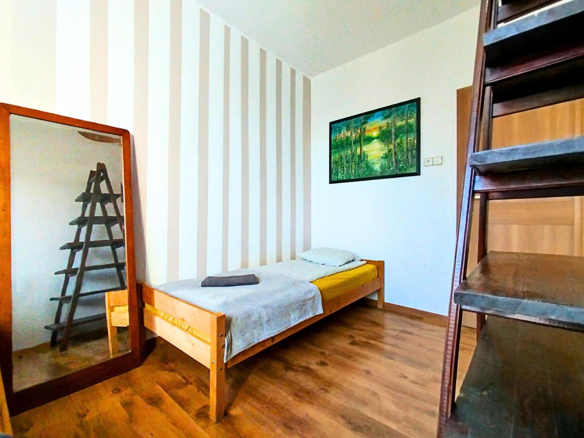 Apartament Z Ogrodem W Sercu Torunia Exteriör bild